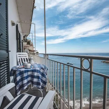 Sleeps 4 *