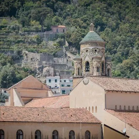 Sleeps 4 * Amalfi