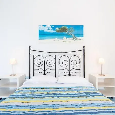 Appartement Sleeps 4 *