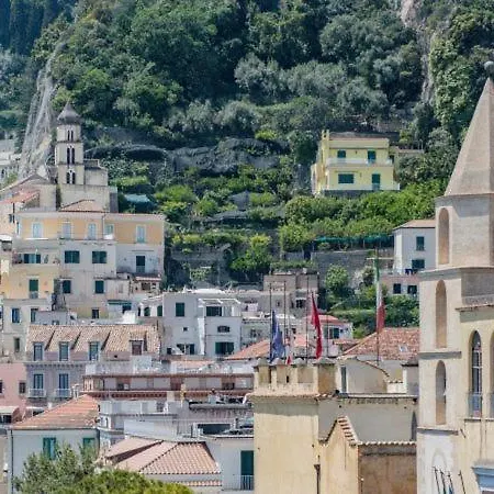 Appartement Sleeps 4 *